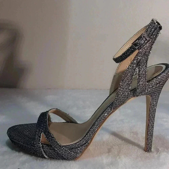 Badgley mischka Arianna Shimmering Platform Stiletto - Picture 3 of 4